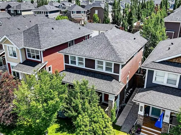 199 E River Heights Cres, Cochrane, AB T4C 0V1