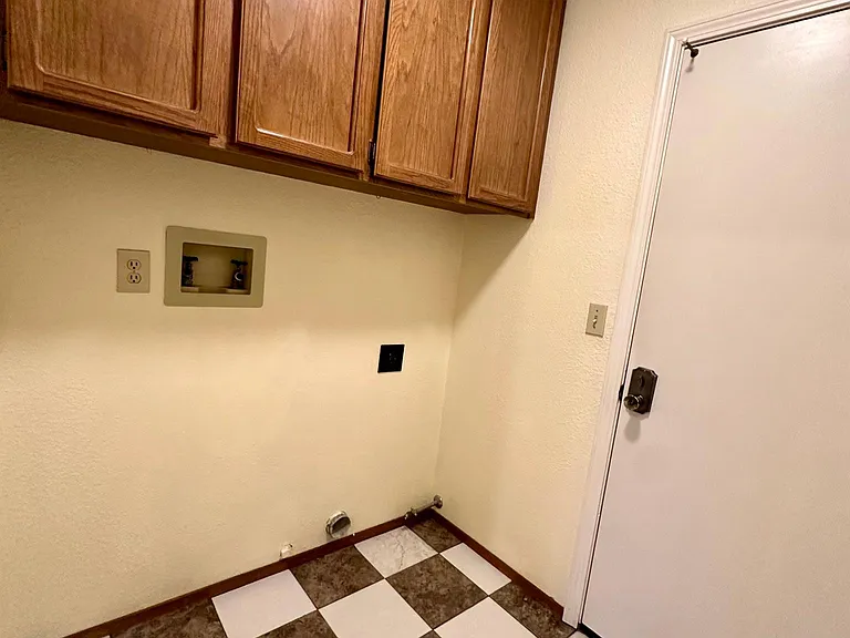 3346 Lake Albano Cir — Photo 11
