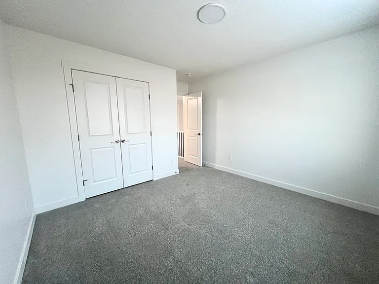 2113 209a St NW — Photo 34