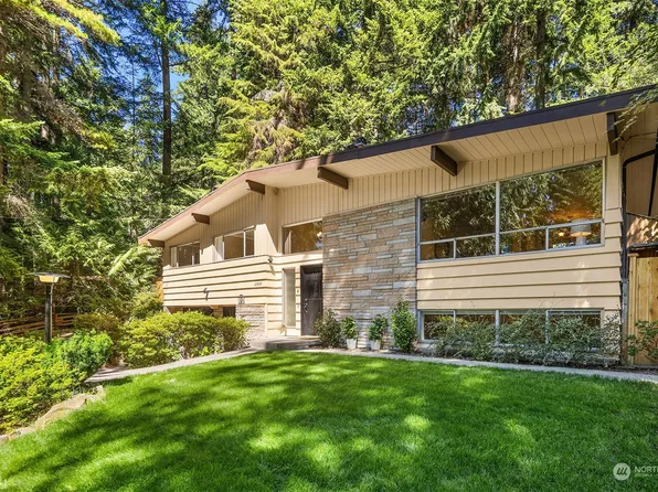 23505 Robin Hood Drive, Edmonds, WA 98020