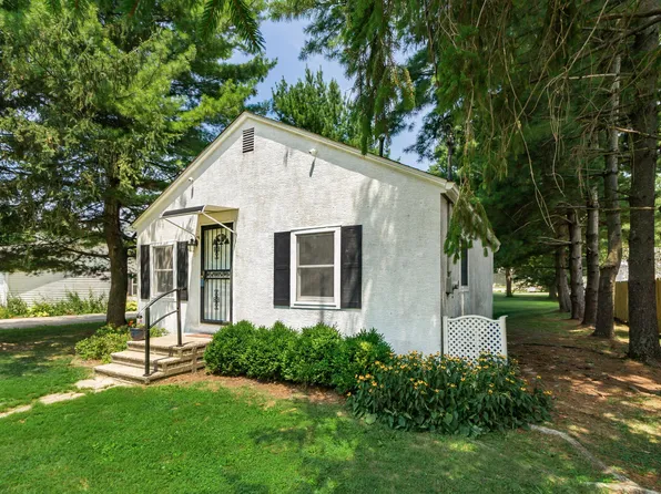 6028 Radekin Rd, Columbus, OH 43232