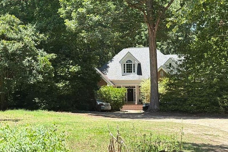 2nd image of 116 Katie Dr