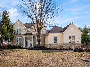 9375 Creighton Dr, Powell, OH 43065