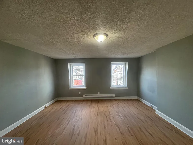 104 Linden St #2 — Photo 25
