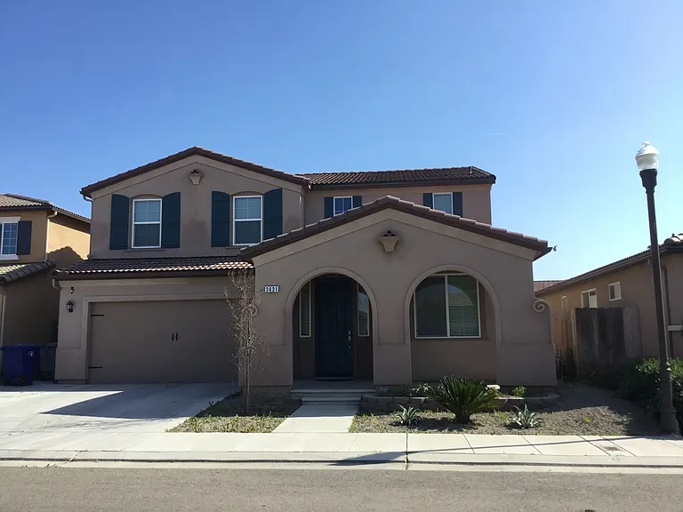 3431 Marengo Ave — Photo 2