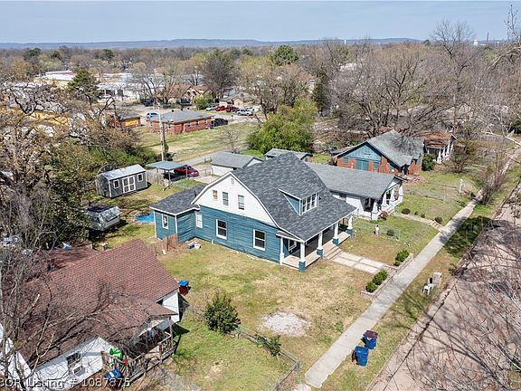 3rd image of 1109 N 33rd St