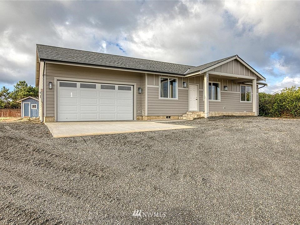 1st image of 1233 Storm King Avenue SW