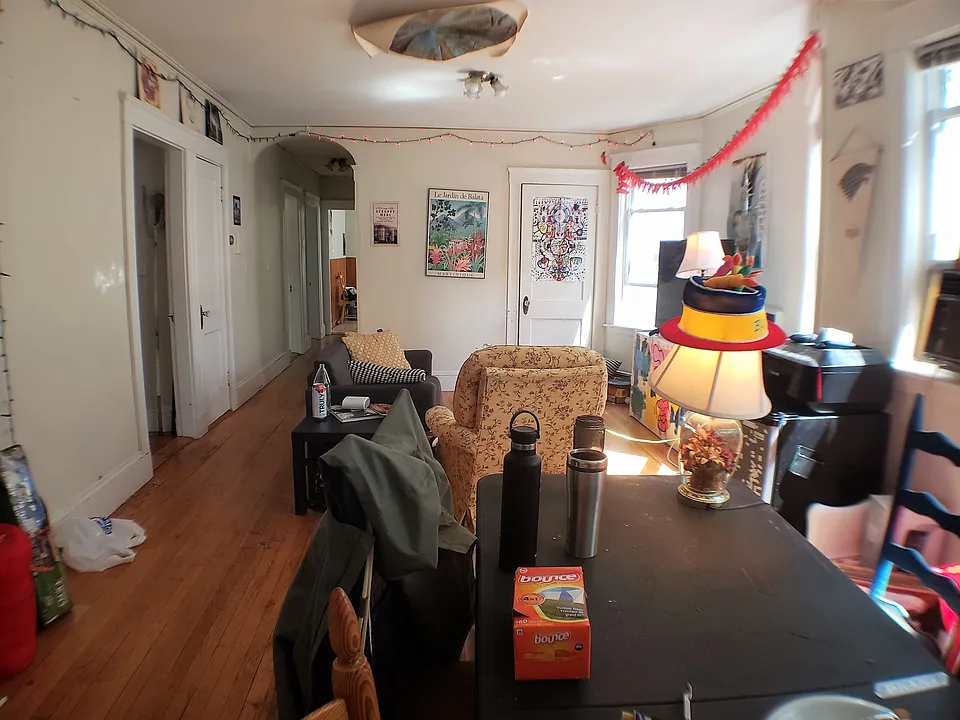 785 Washington St #4
