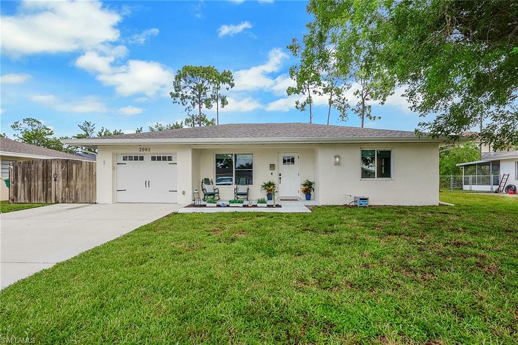 2593 Poinciana ST, Naples, FL 34105 | Zillow