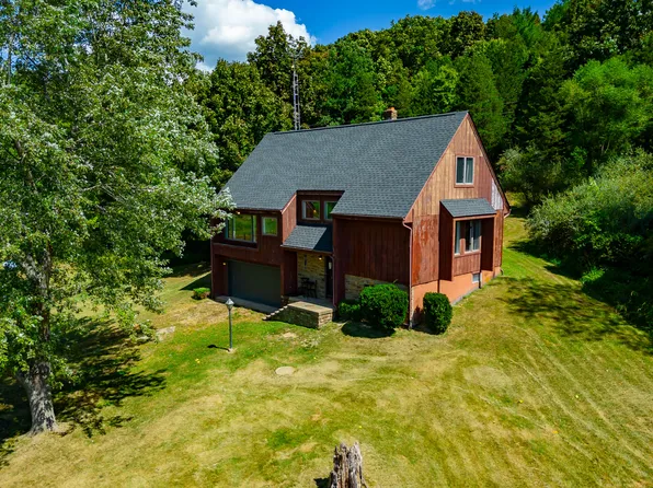 3133 Valley Branch Rd, Nashville, IN 47448