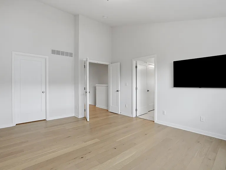 2893 Rayfield Ave — Photo 25