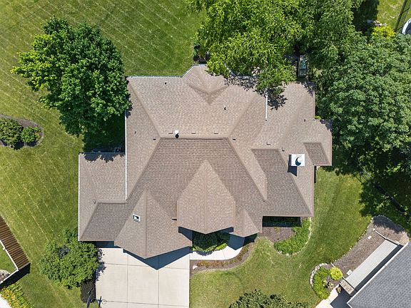 4th image of 604 Hampton Ct