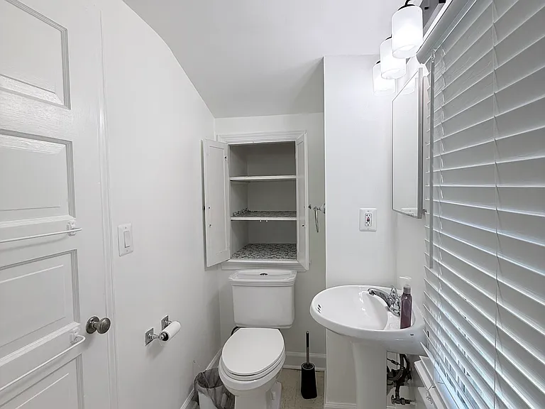 4204 Kennedy St — Photo 19