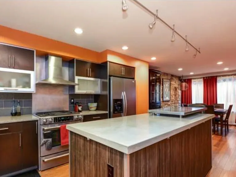 564 McGraw St — Photo 7
