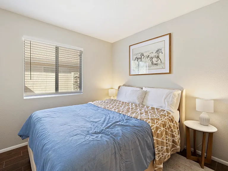 842 W Cooley Dr — Photo 22