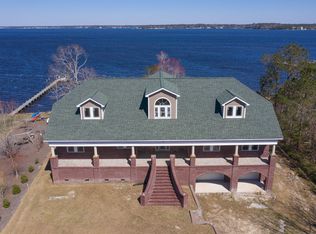 106 Line Boat Ln, Swansboro, NC 28584