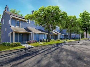 34 E Loantaka Way, Madison, NJ 07940