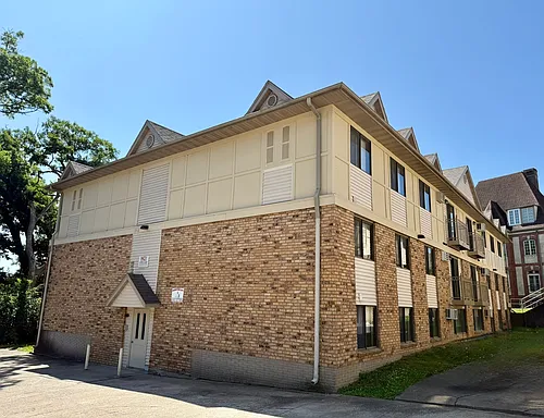 318 Ridgeland Ave Photo 1