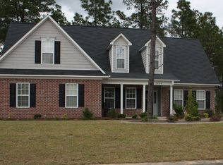 2868 Aristocrat Ln, Fayetteville, NC 28306