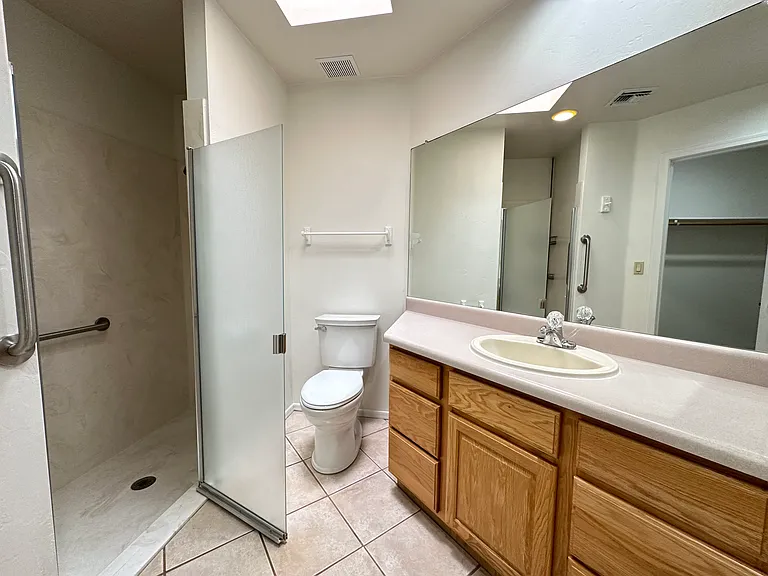 8435 N Hanks Pl — Photo 23