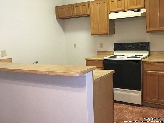 1st image of 7250 Breeze Holw