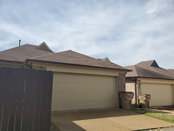 3rd image of 6912 Lagrange Pines Dr