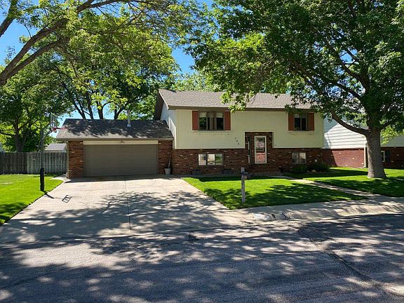 2nd image of 706 Dillon Ct