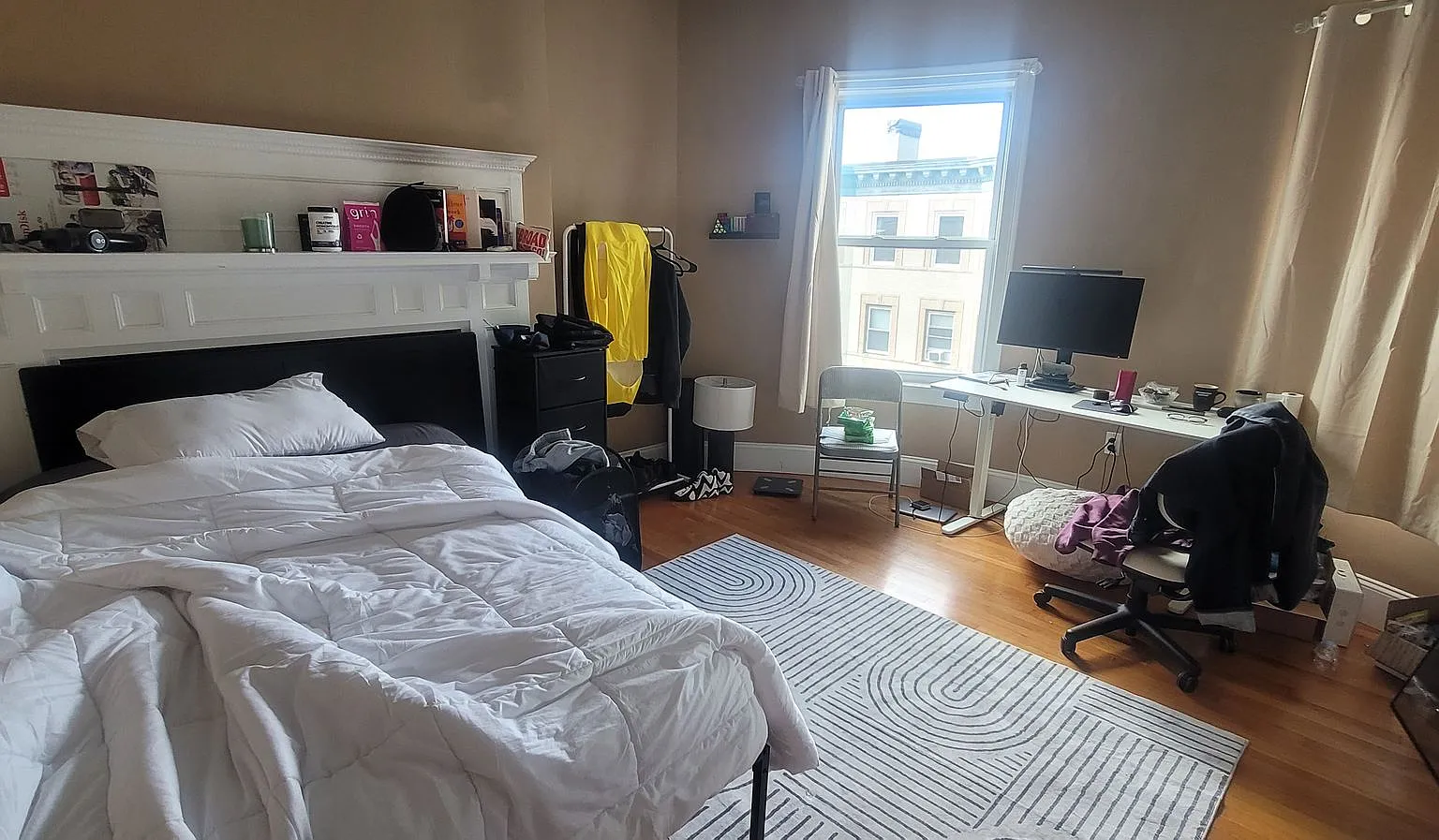 Massive Luxury Apt in Packards Corner Near BU! Central AC & Heat, XL Rooms! — Photo 2
