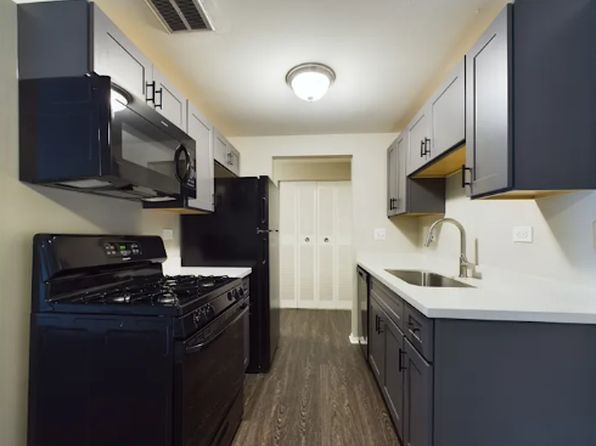 201 Flame Dr #14-102