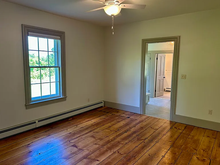 831 Lexington Rd — Photo 6