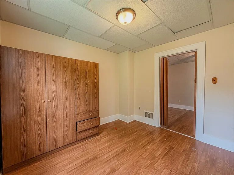 438 Glenwood Dr — Photo 32
