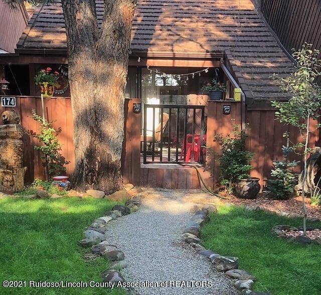 1st image of 174 Crooked Stick Ln