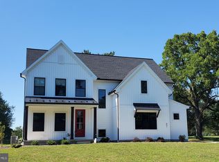 841 Willow Rd, Lancaster, PA 17601