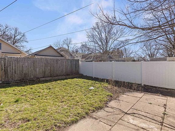 5th image of 710 Harper Ave