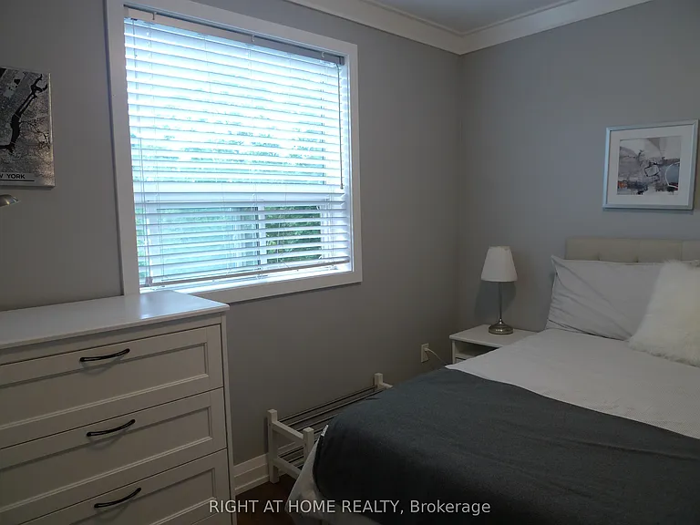 2373 King St E #26 — Photo 21