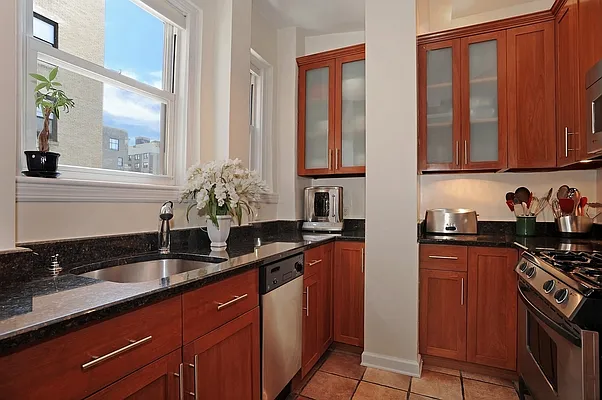 Sold by Corcoran | media 11