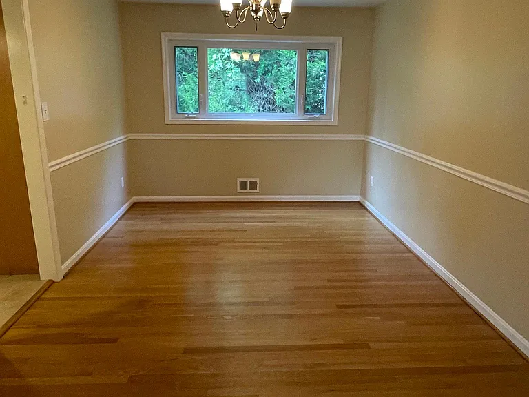 1040 Warbler Pl #MC — Photo 19