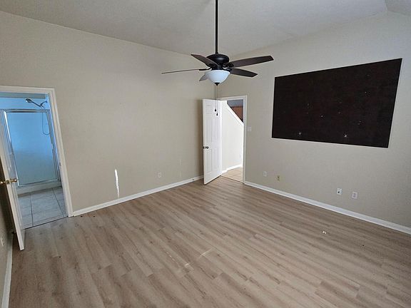 5th image of 3730 Liberty Square Trl
