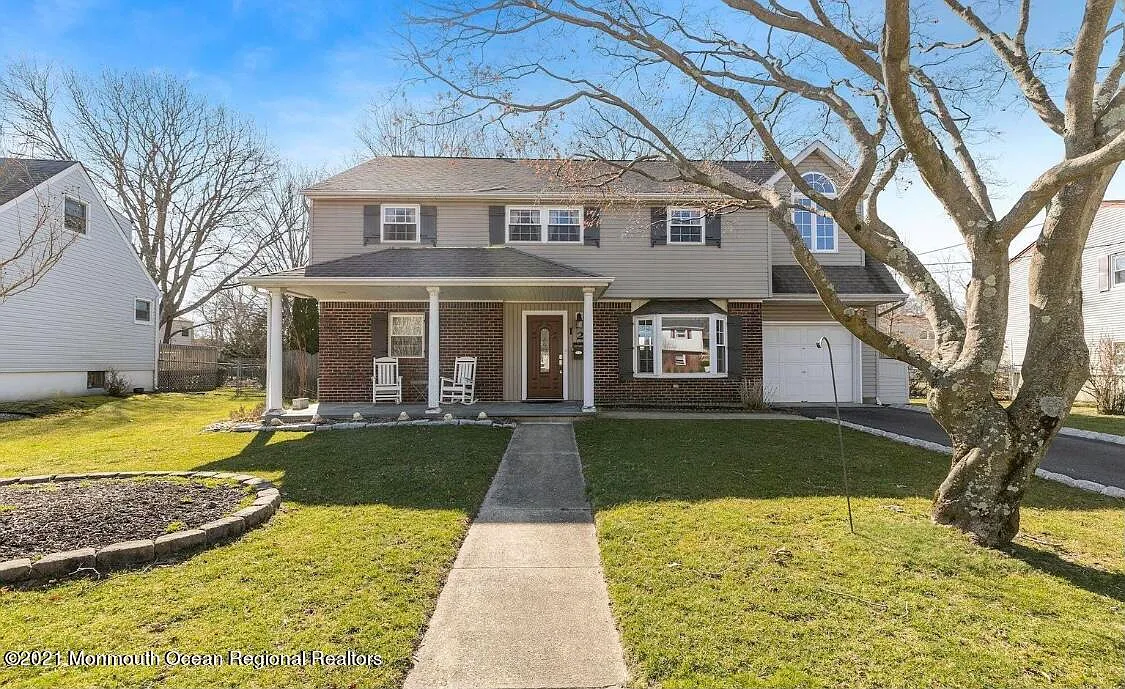 5 bed, 2.5 bath, 2113 sqft, $2,800 — Photo 1
