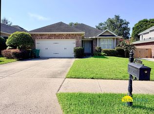 147 Black Bear Cir, Niceville, FL 32578