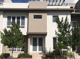 10555 NW 63rd Ter, Doral, FL 33178