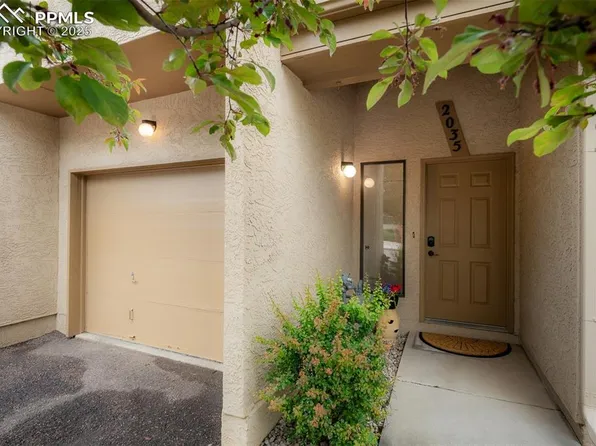 2035 Bristlecone Dr, Colorado Springs, CO 80919