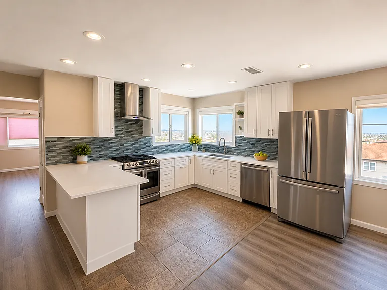 3527 Moultrie Ave — Photo 4