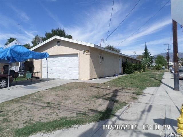 1st image of 1580 W 11th St