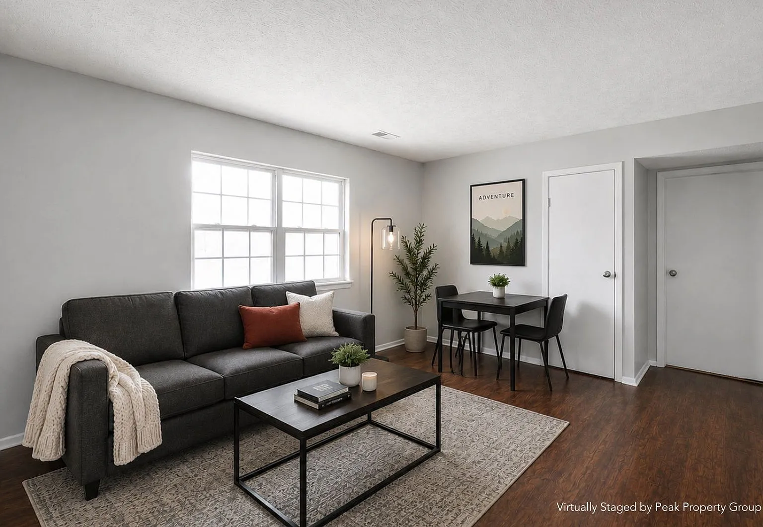2 bed, 1.0 bath, $1,325 — Photo 2