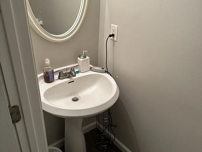 4130 Janel Ln — Photo 14