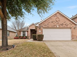 2121 Castle Creek Dr, Little Elm, TX 75068