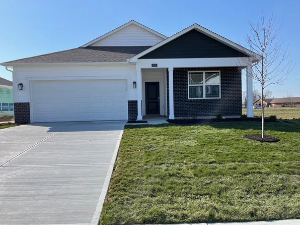 2071 Quail West Dr, Danville, IN 46122