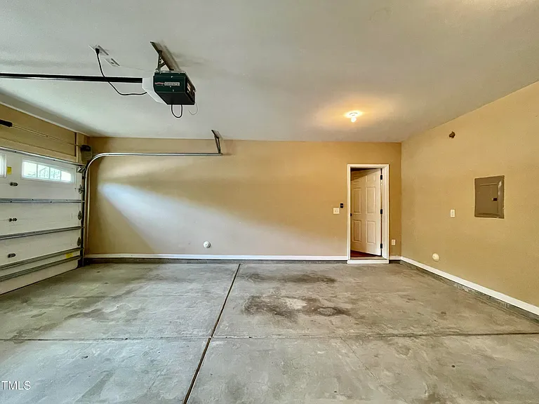 414 Weatherbrook Way — Photo 39