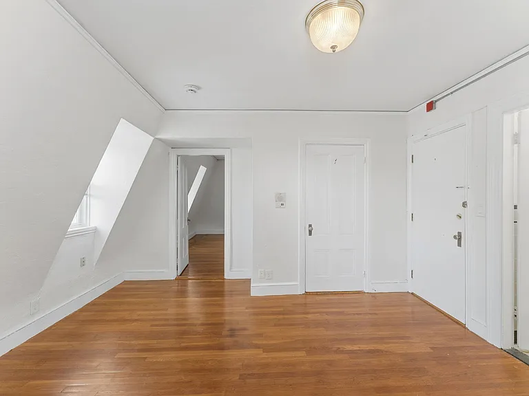 186 Waterman St #19 — Photo 3